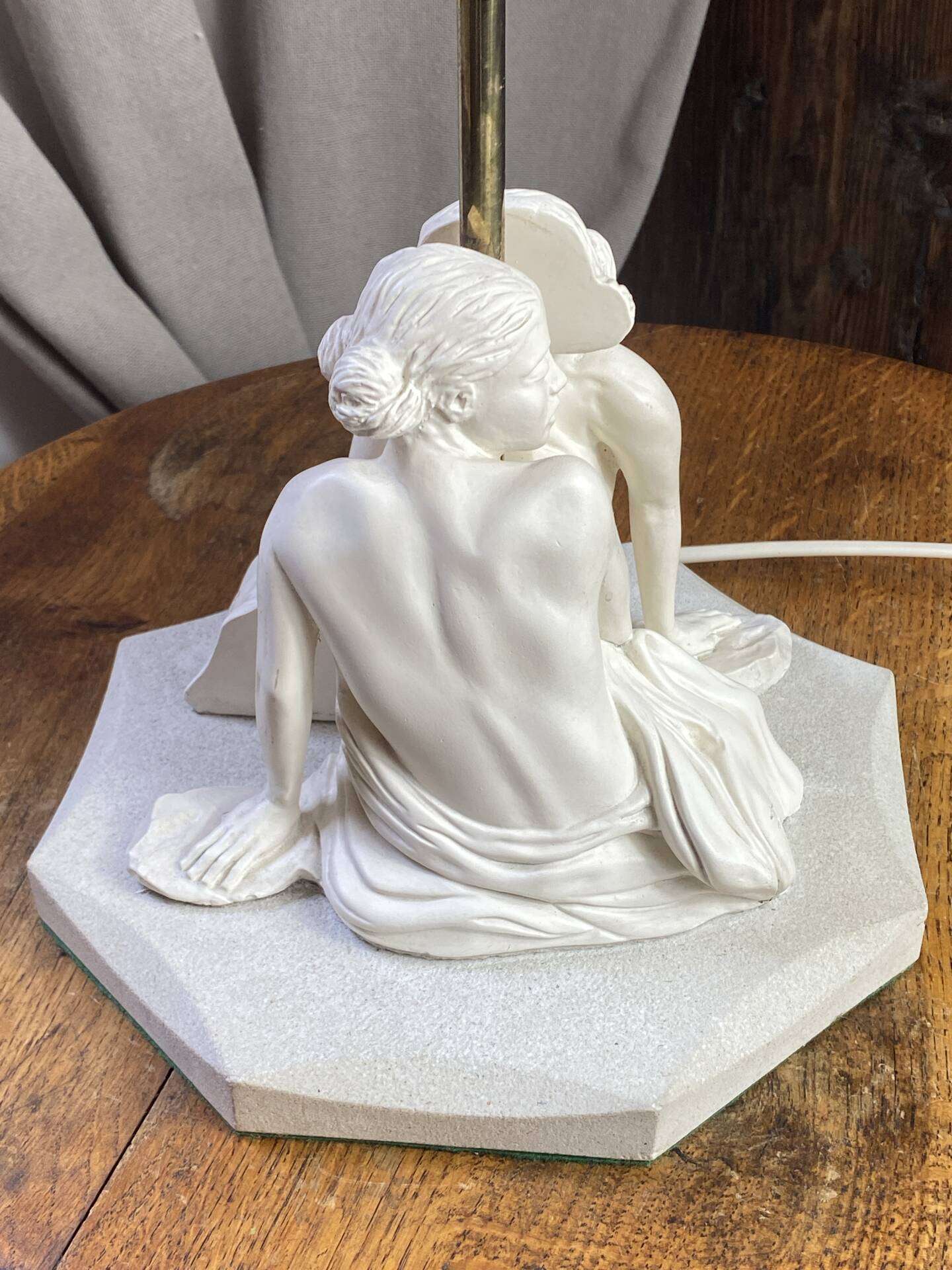 Table lamp, female figures