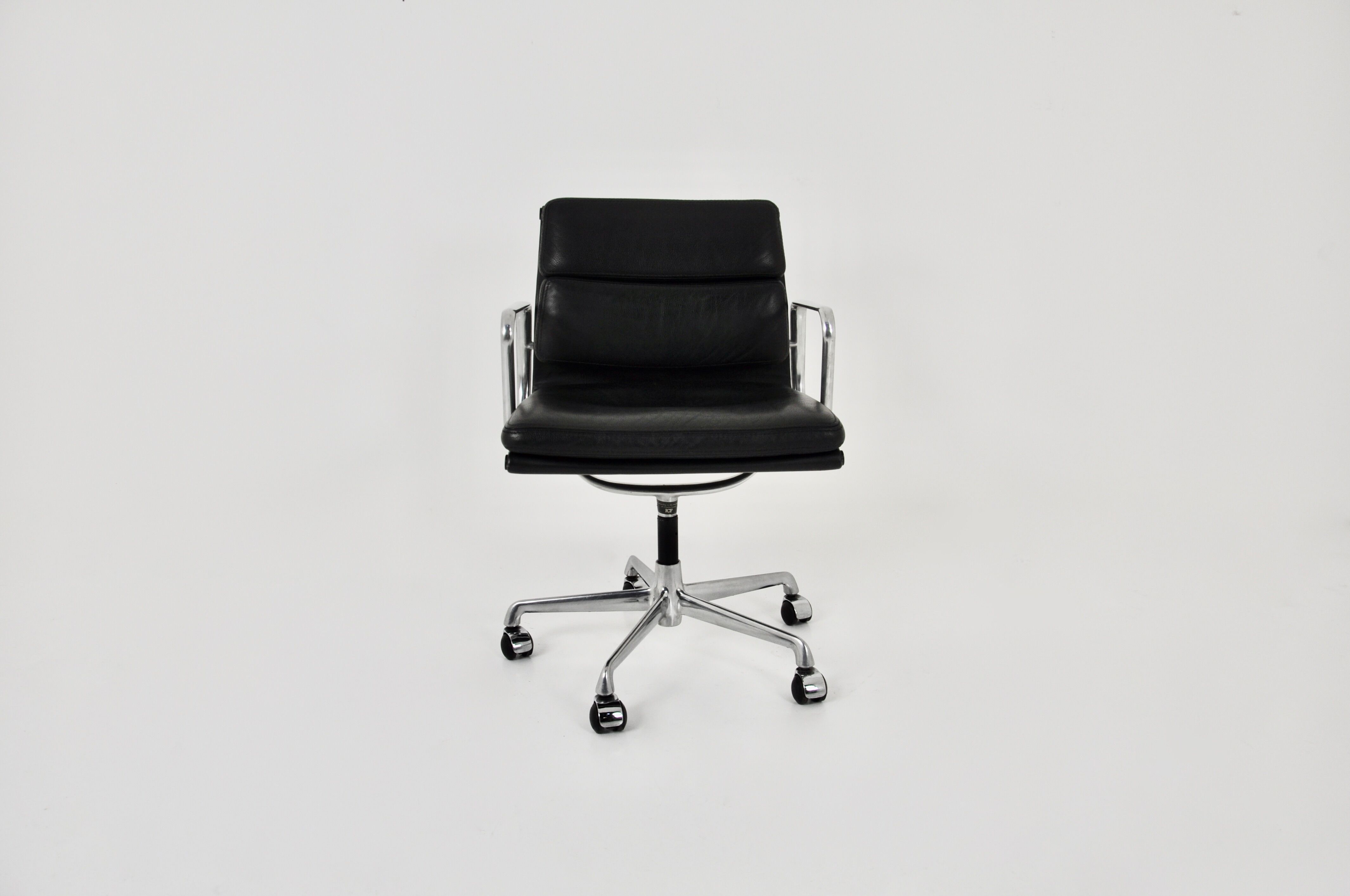 Black leather Soft Pad Chair by Charles & Ray Eames for ICF, 1970S