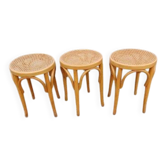 3 tabourets bois et cannage