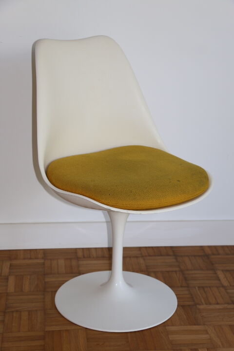 Tulip chair by Eero Saarinen 60s/70s