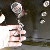 Coffre fort Fichet ancien