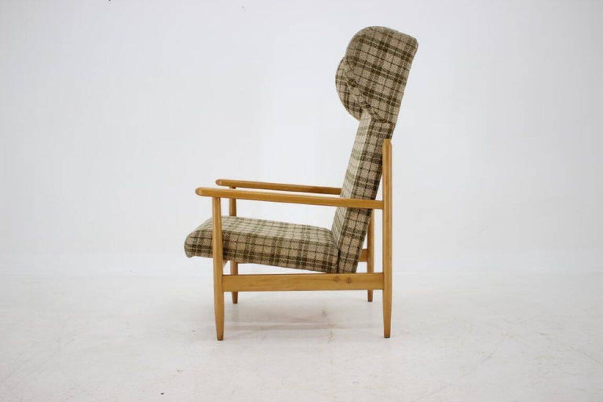 1960s Rare Mid-Century Modern Beech Wing Armchair by ÚLUV, Czechoslovakia