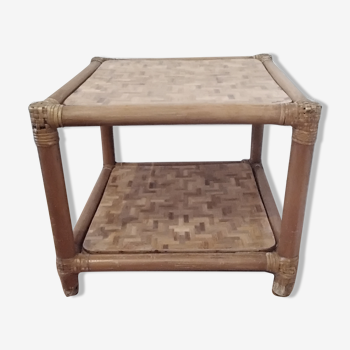 Table d’appoint en rotin