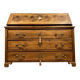 Commode scriban époque Louis XV en noyer, ronce et filets de marqueterie