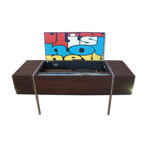 console stéréo upcyclée
