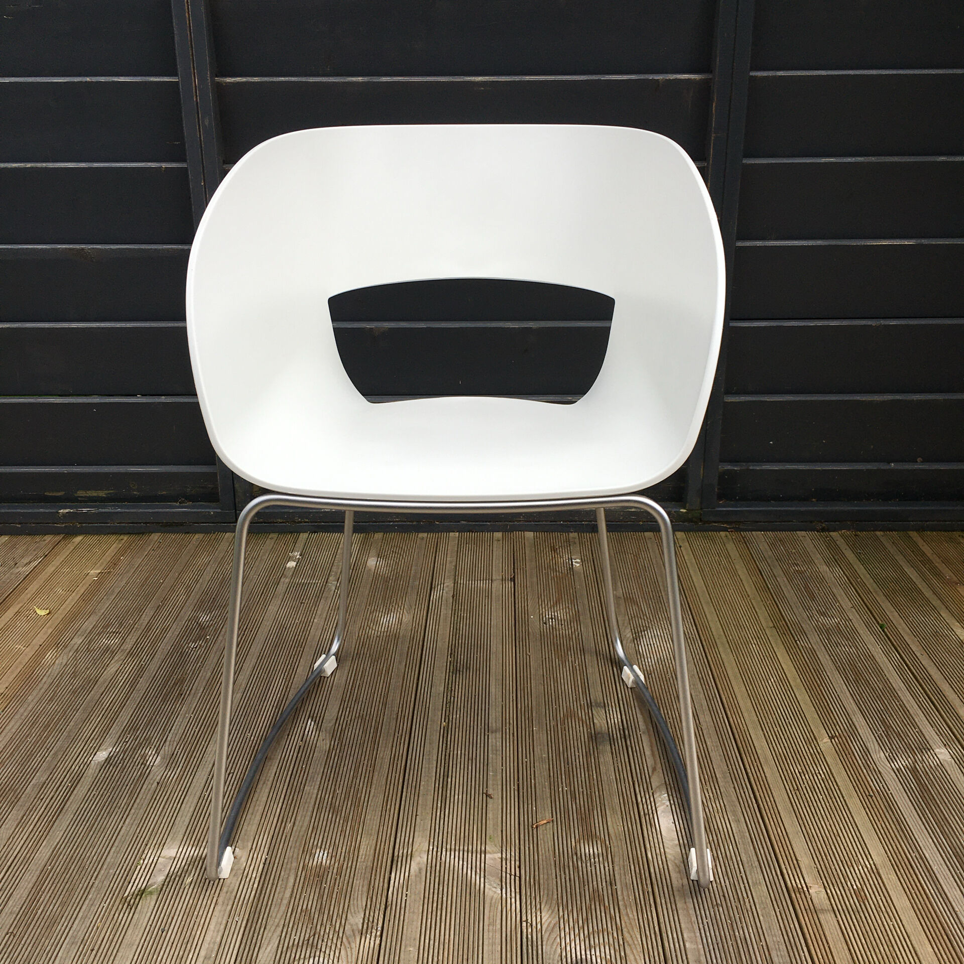 Set of 2 Tribû garden dining chairs