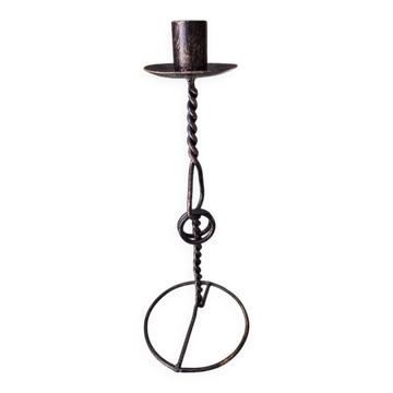 Metal candle holder