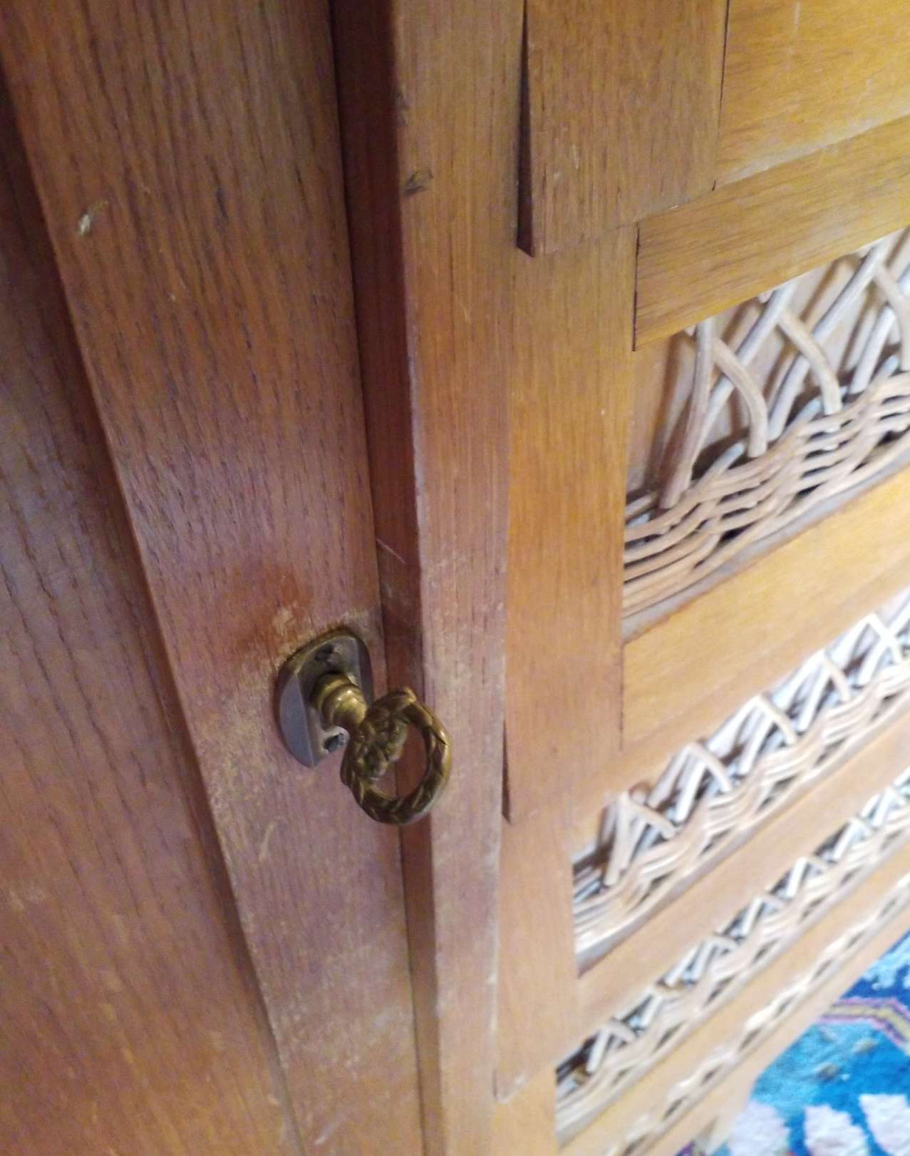 Rattan cabinet
