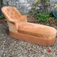 Napoleon III toad daybed in padded velvet 1950