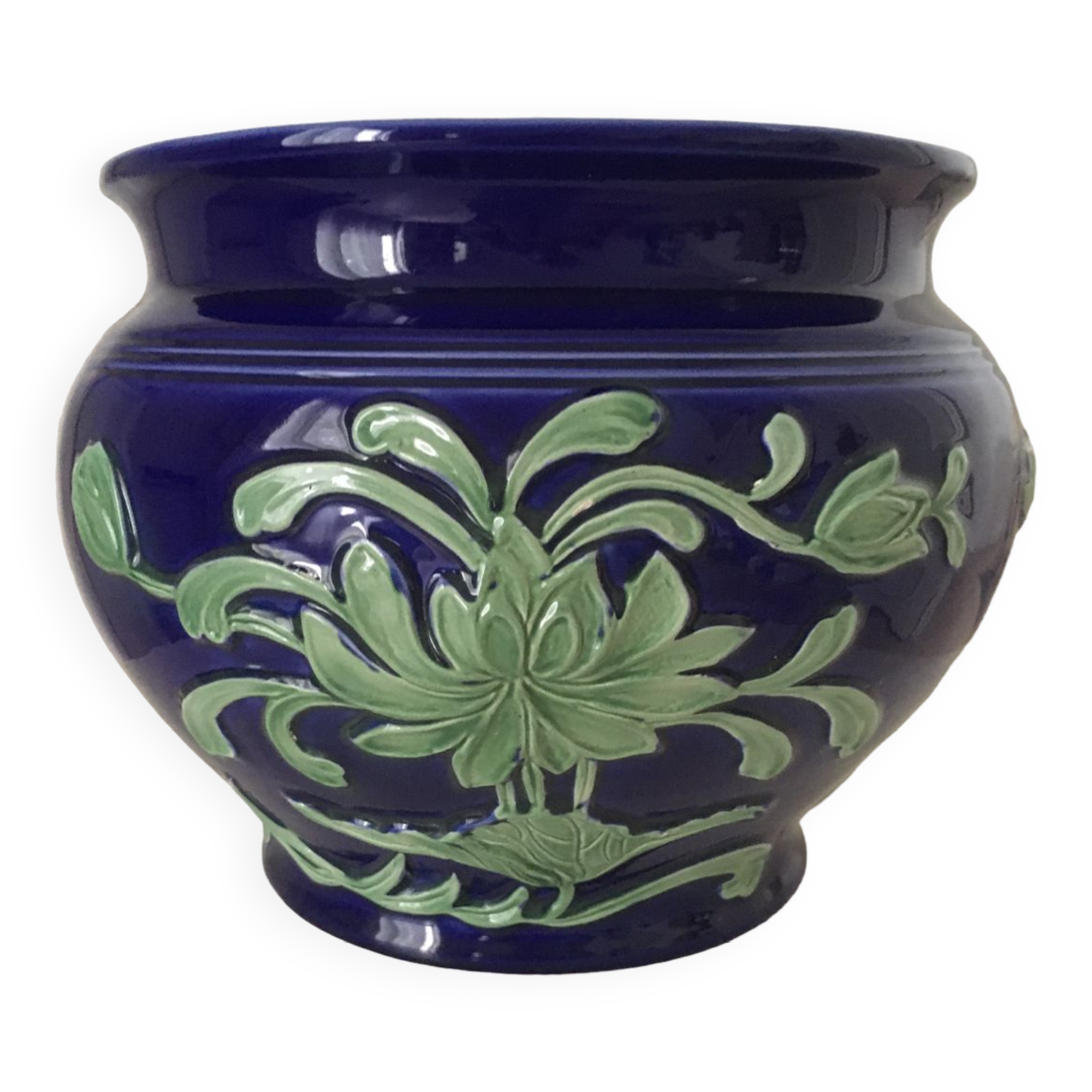 Vintage English flower pot.