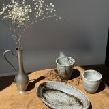 Petit plat ovale en céramique mouchetée glacée L23