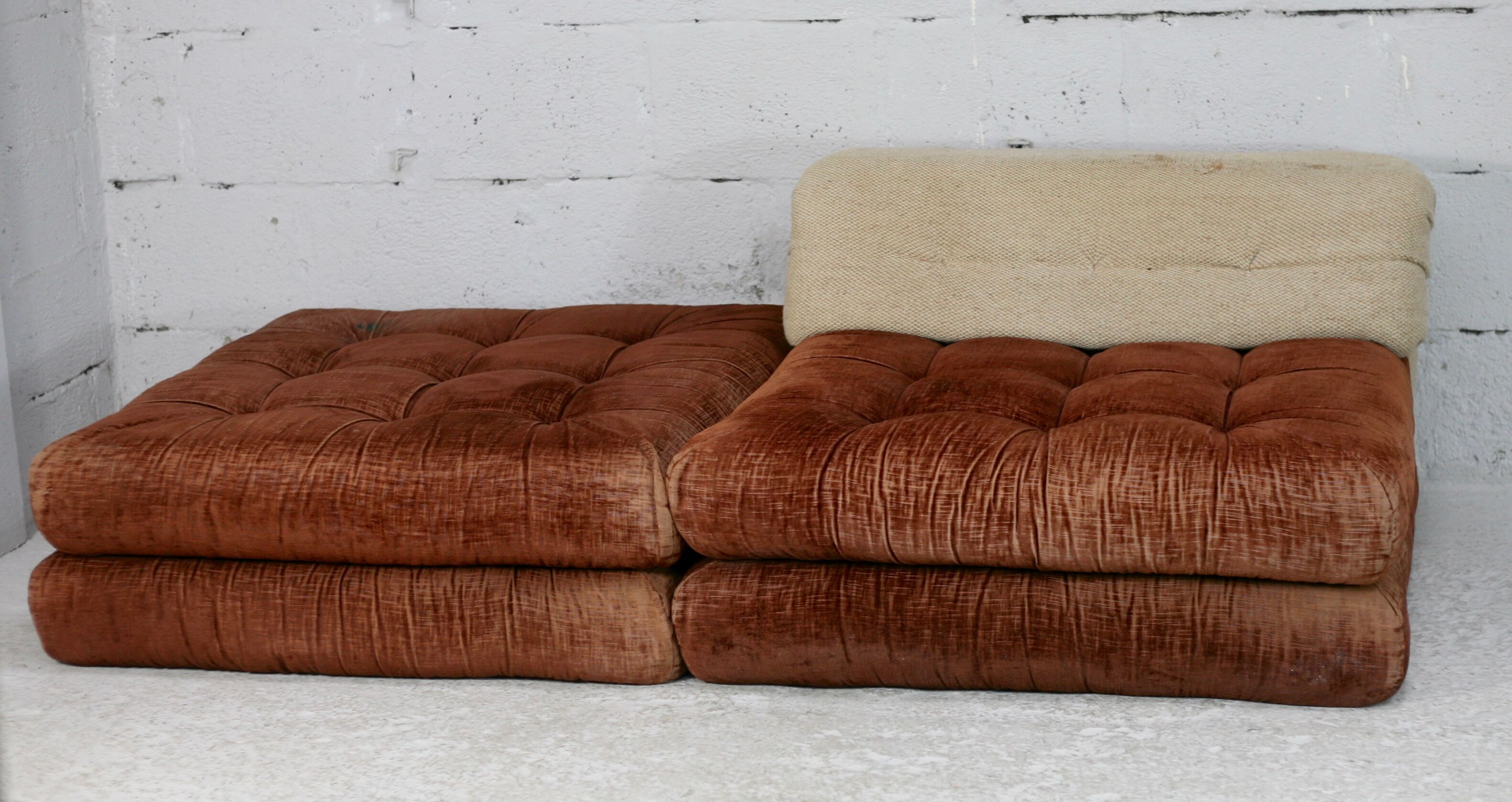 Mah Jong sofa by Hans Hopfer. Roche bobois, France, 1971