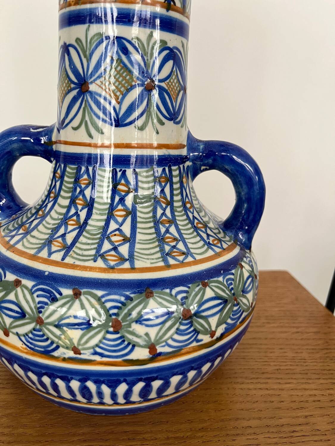 Ancient majolica earthenware vase