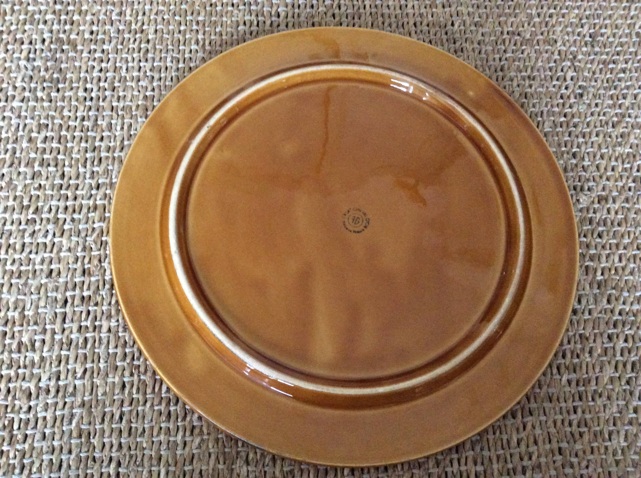Slip dish