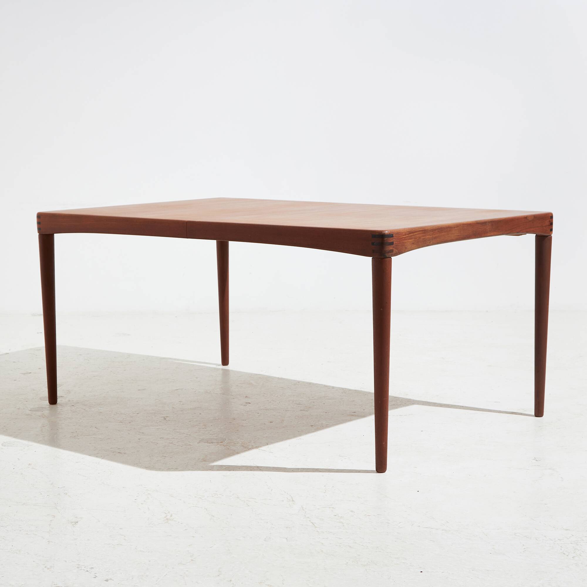 Teak dining table by h.w. klein for bramin (mk10435)
