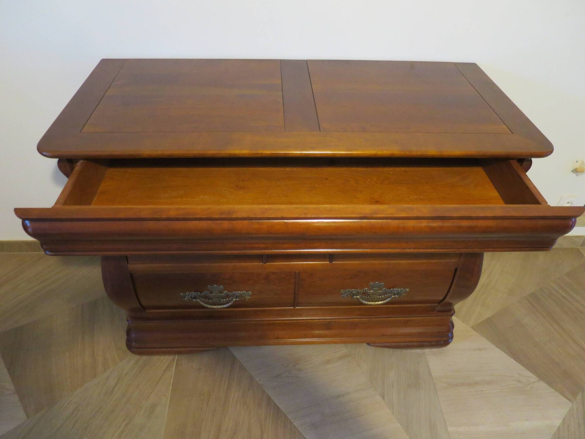Rare - Pretty English chest of drawers - 3 drawers - solid wood "tomb" chest of drawers - Sourisseau cabinetmaker