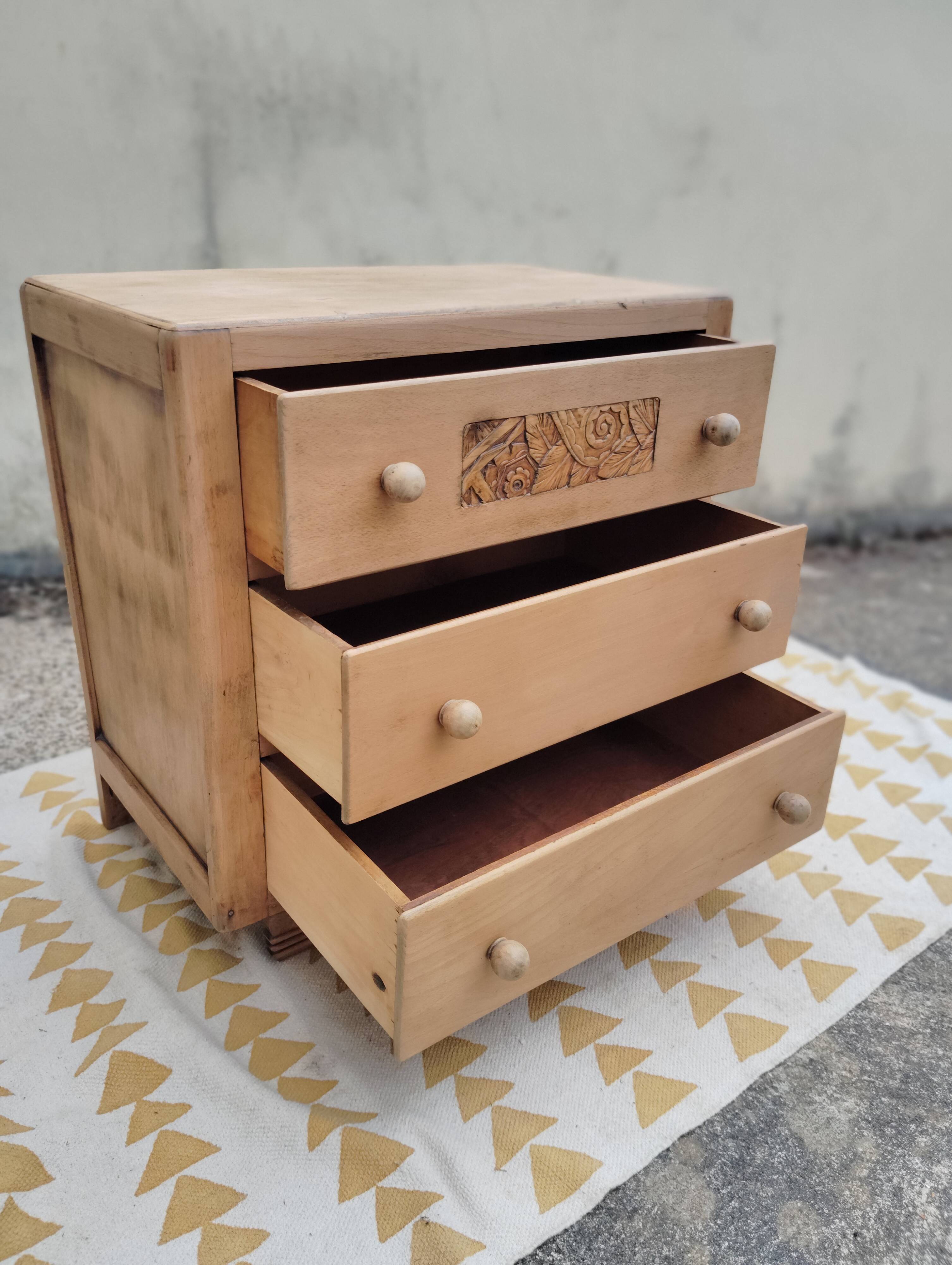 Petite commode "Art déco" éclaircie