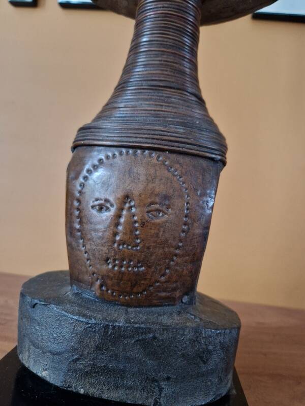 Bwété, reliquary guardian figure - Kota Mahongwé, Gabon - wood and copper