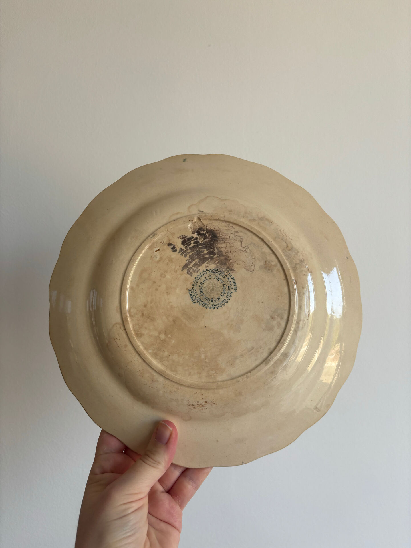 Old ironstone plate from Choisy-le-Roi, Hte Boulenger and Co.