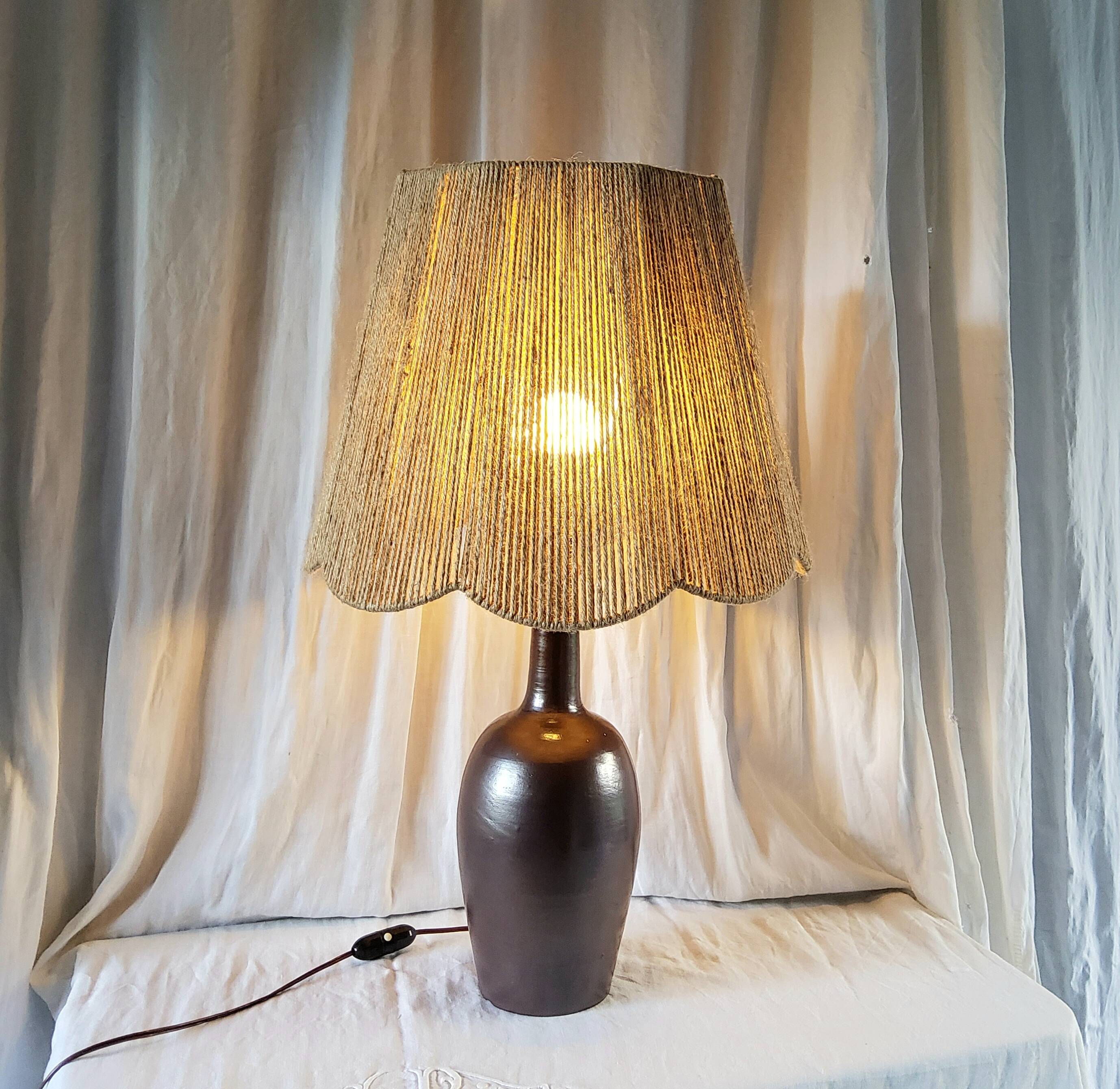 Glazed ceramic lamp