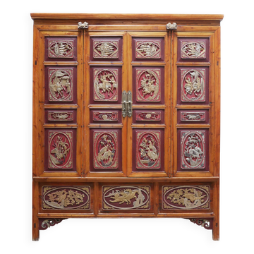 Armoire de mariage chinoise ancienne en orme sculpté et laqué – École de Ni