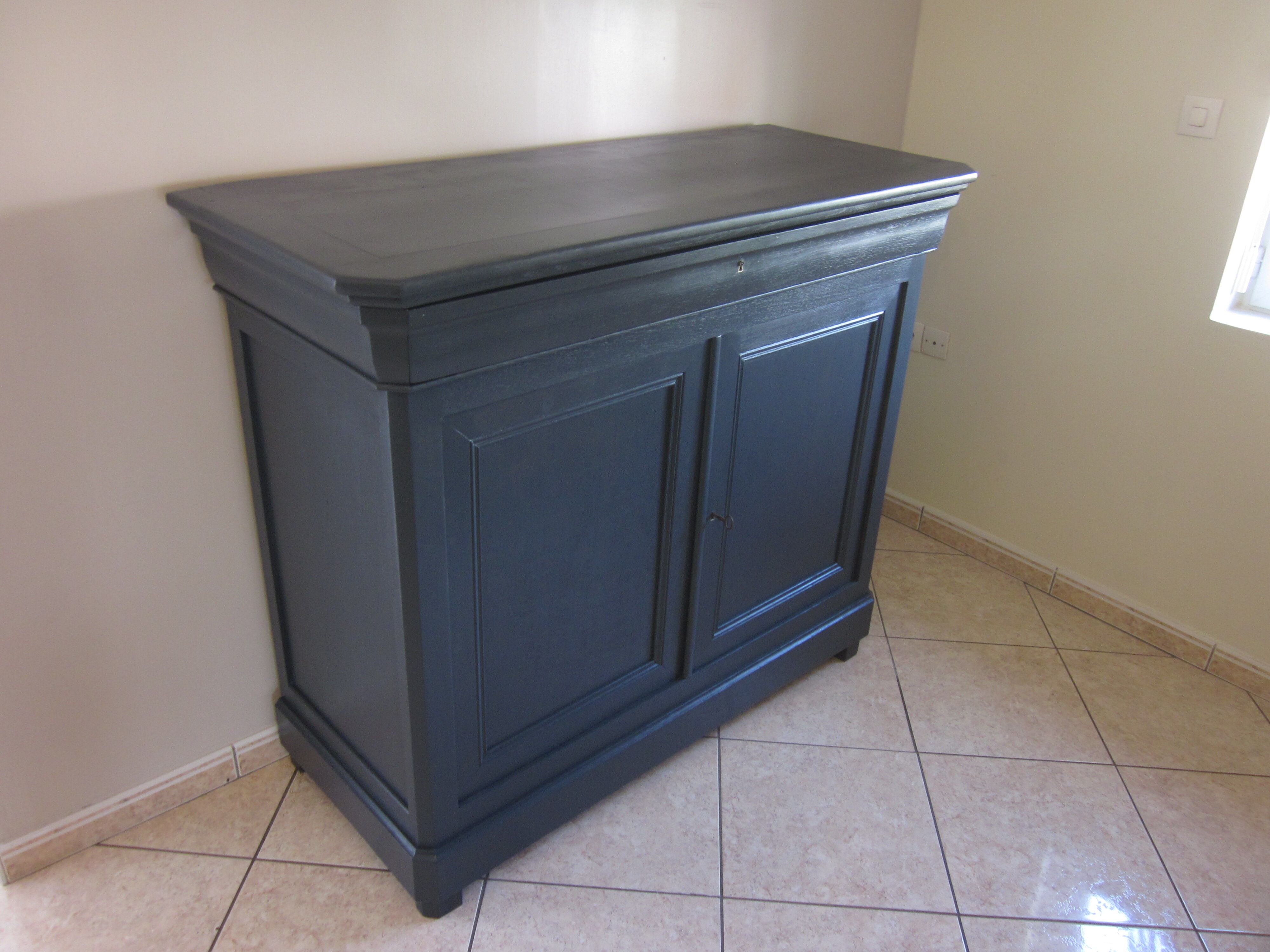 Louis Philippe buffet