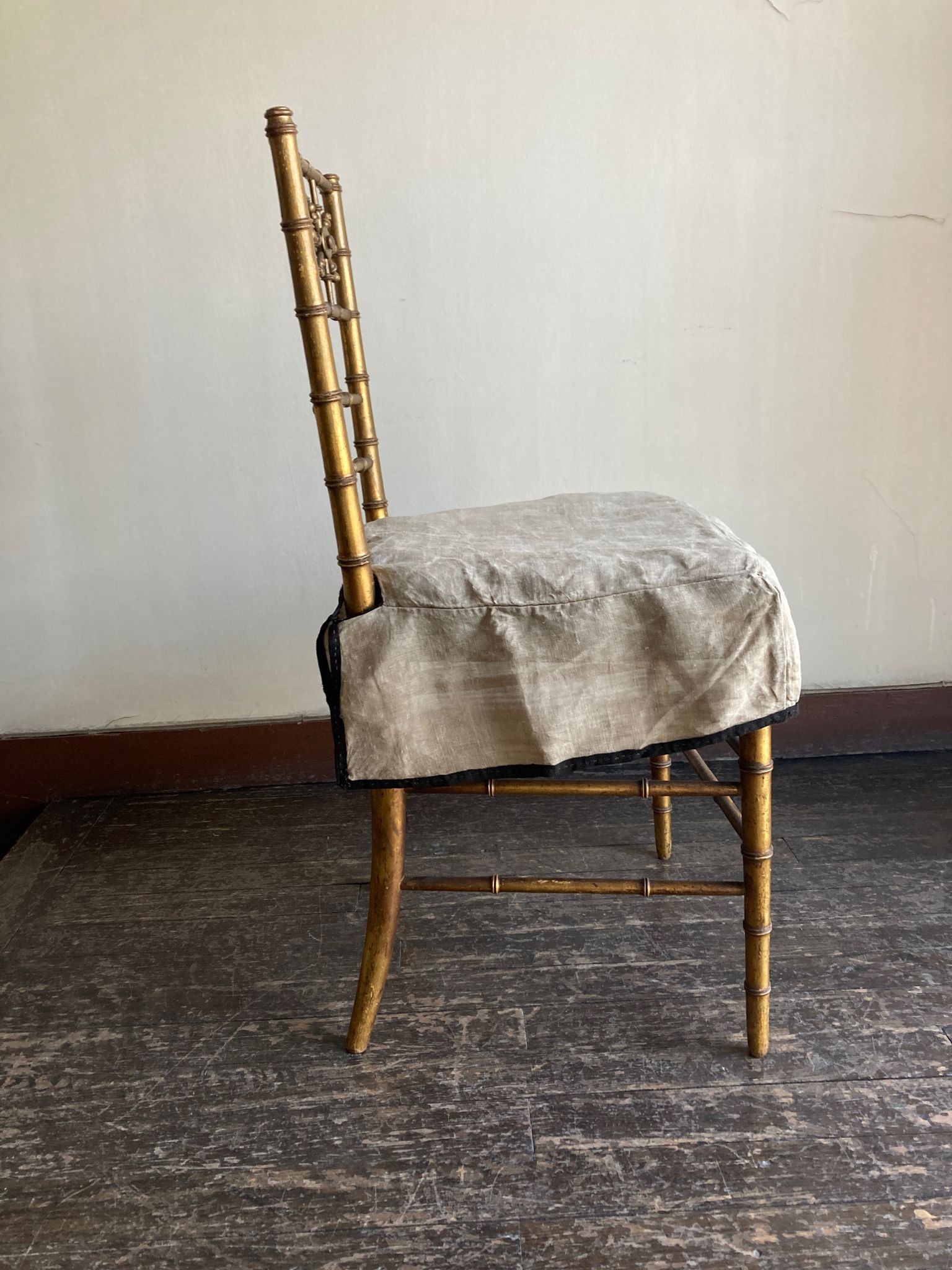 Chair in gilded wood and linen Napoleon III
