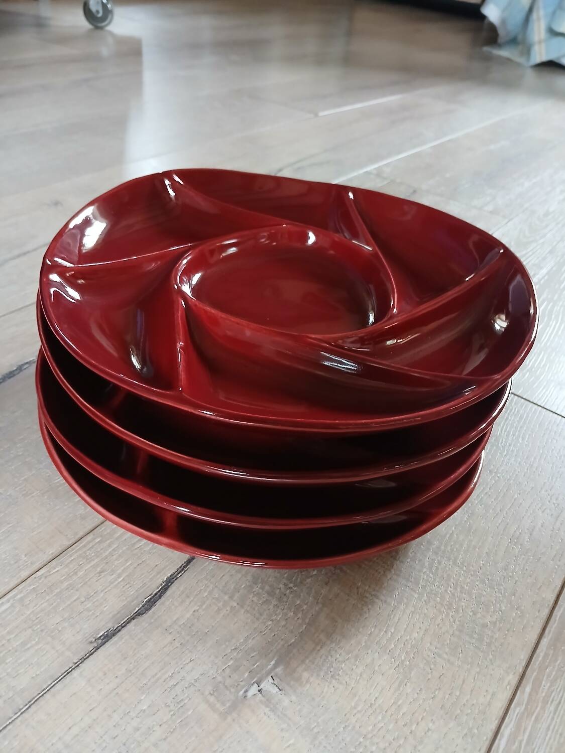 4 antique fondue plates