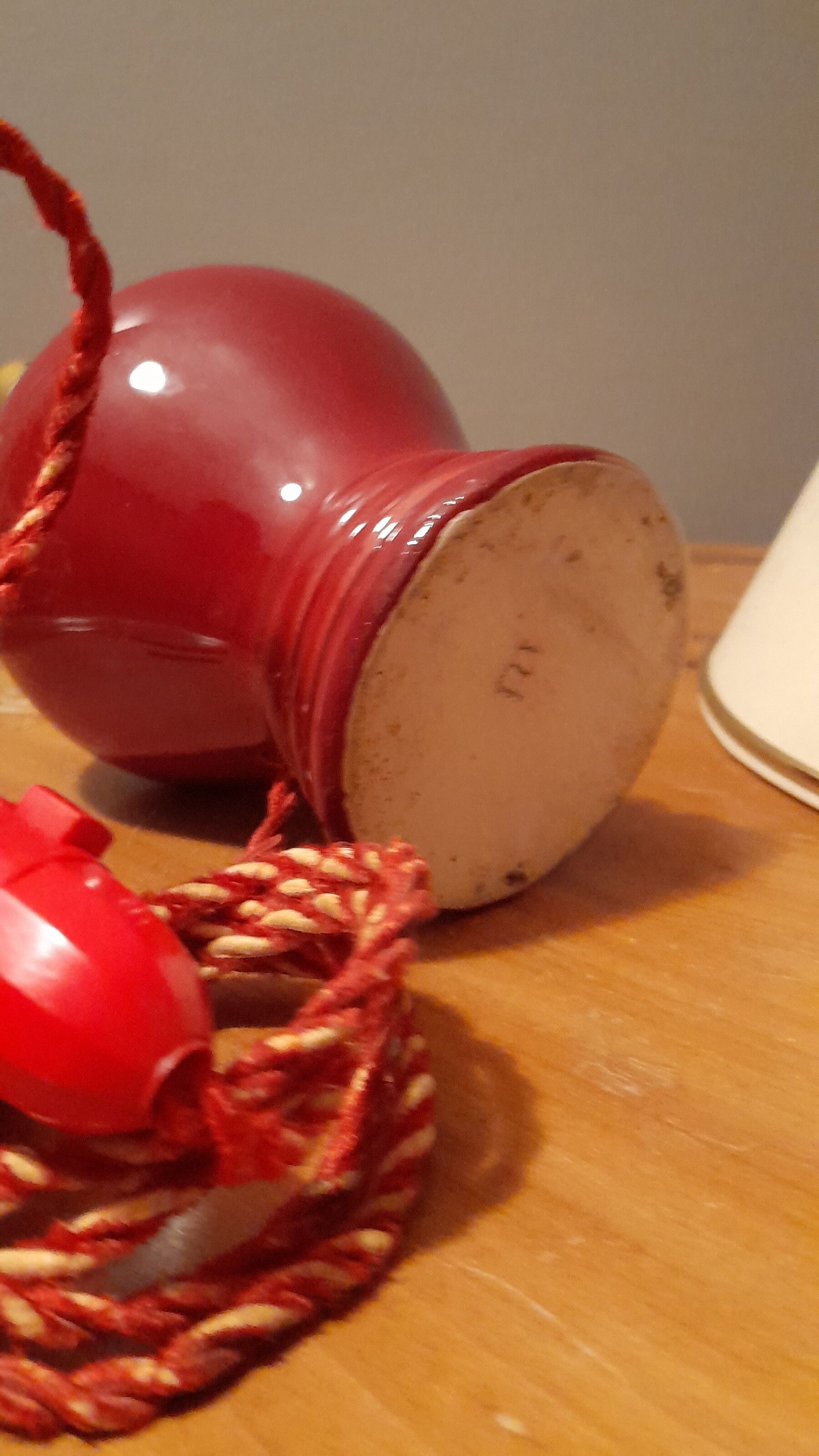 Ceramic table lamp