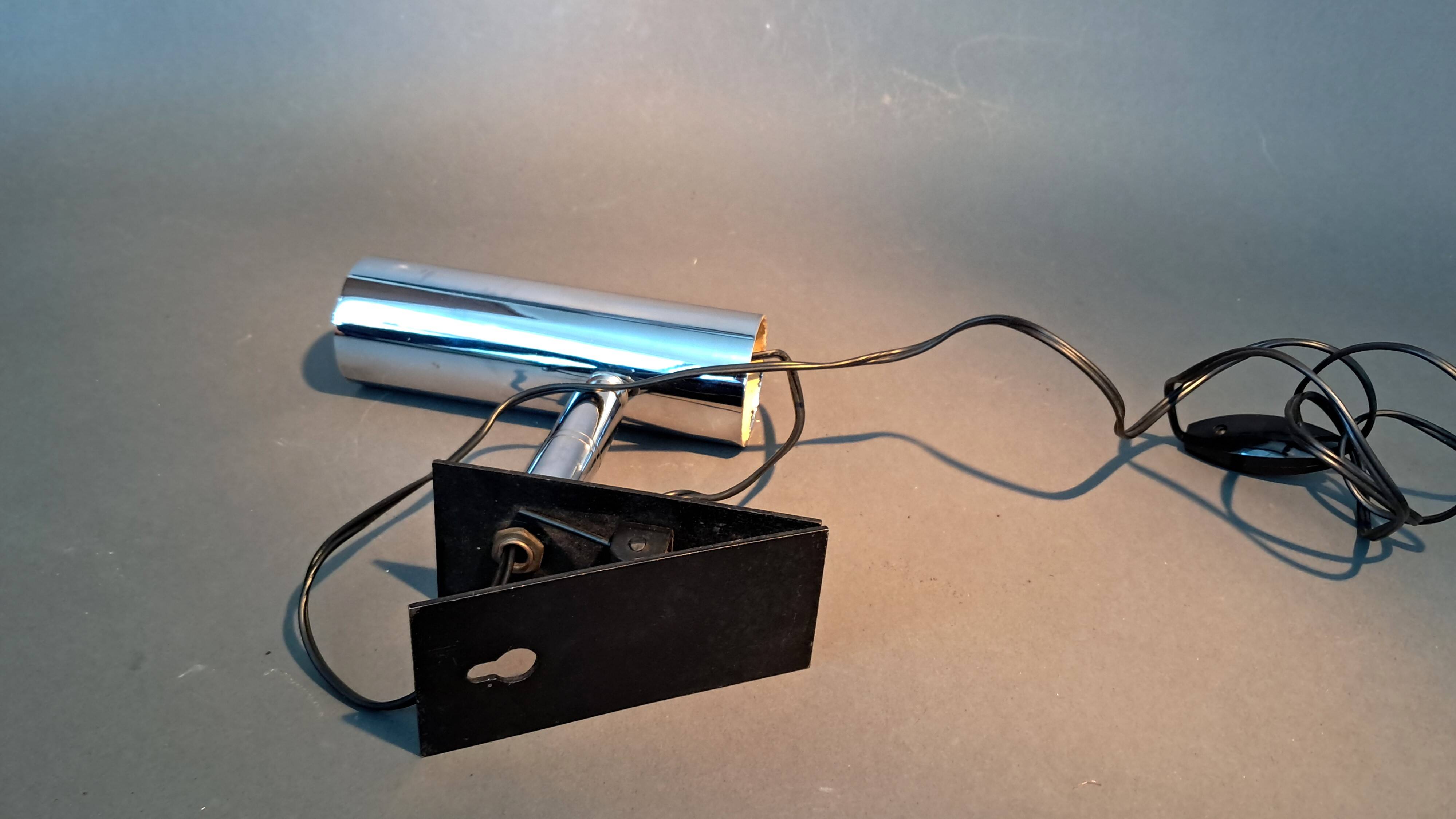 Modernist chrome adjustable clamp spotlight 1960/70.