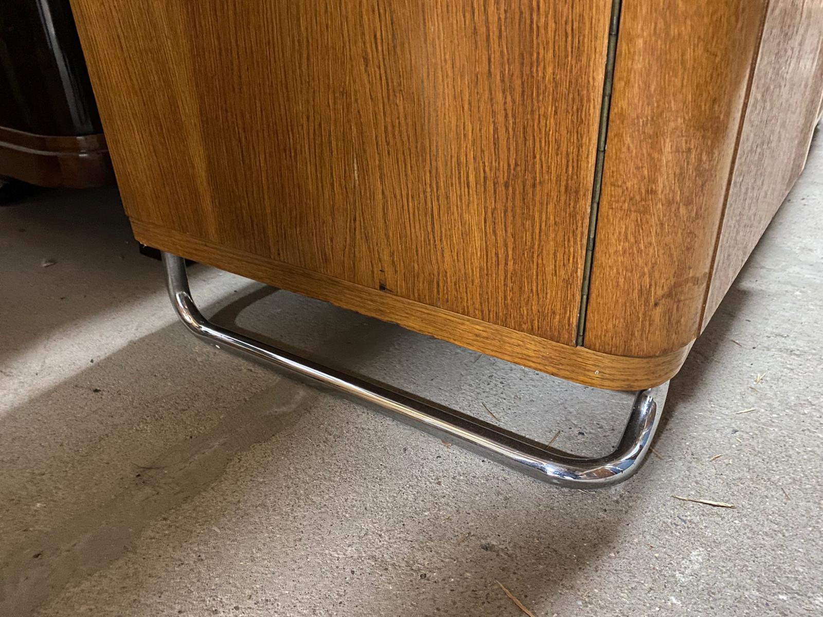 Armoire Bauhaus par Vichr & spol, années 1930, Bohême