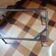 Table basse structure fer céramique noire  et blanche 1950/60