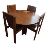 Extendable table and 4 leather chairs