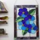 Panneau Vitrail Artisanal à Motif Floral – Verre Coloré, Technique Tiffany