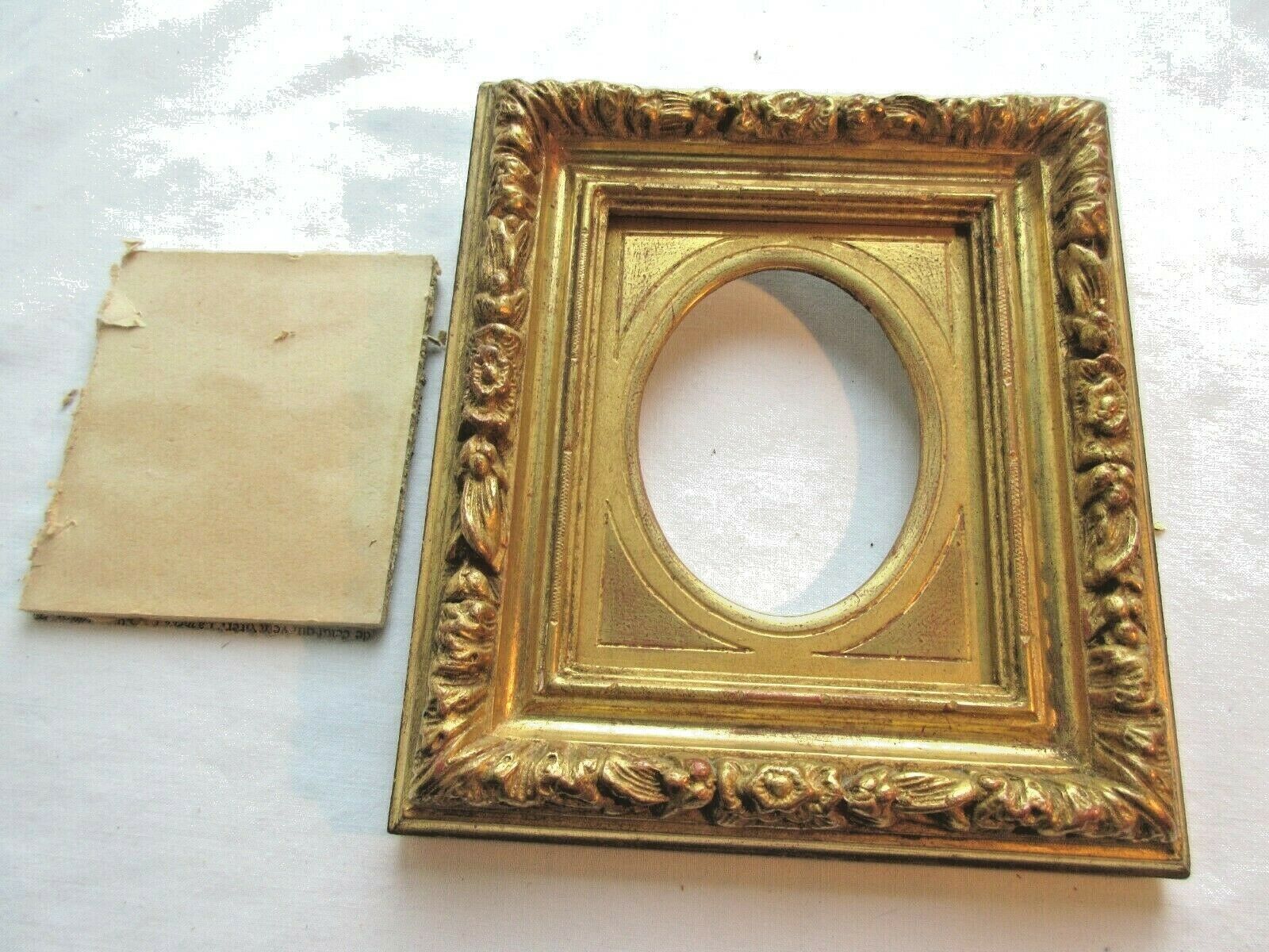 Nice old wall frame, carved wood, gilded with leaf, 17 cm x 15 cm, 4 available
