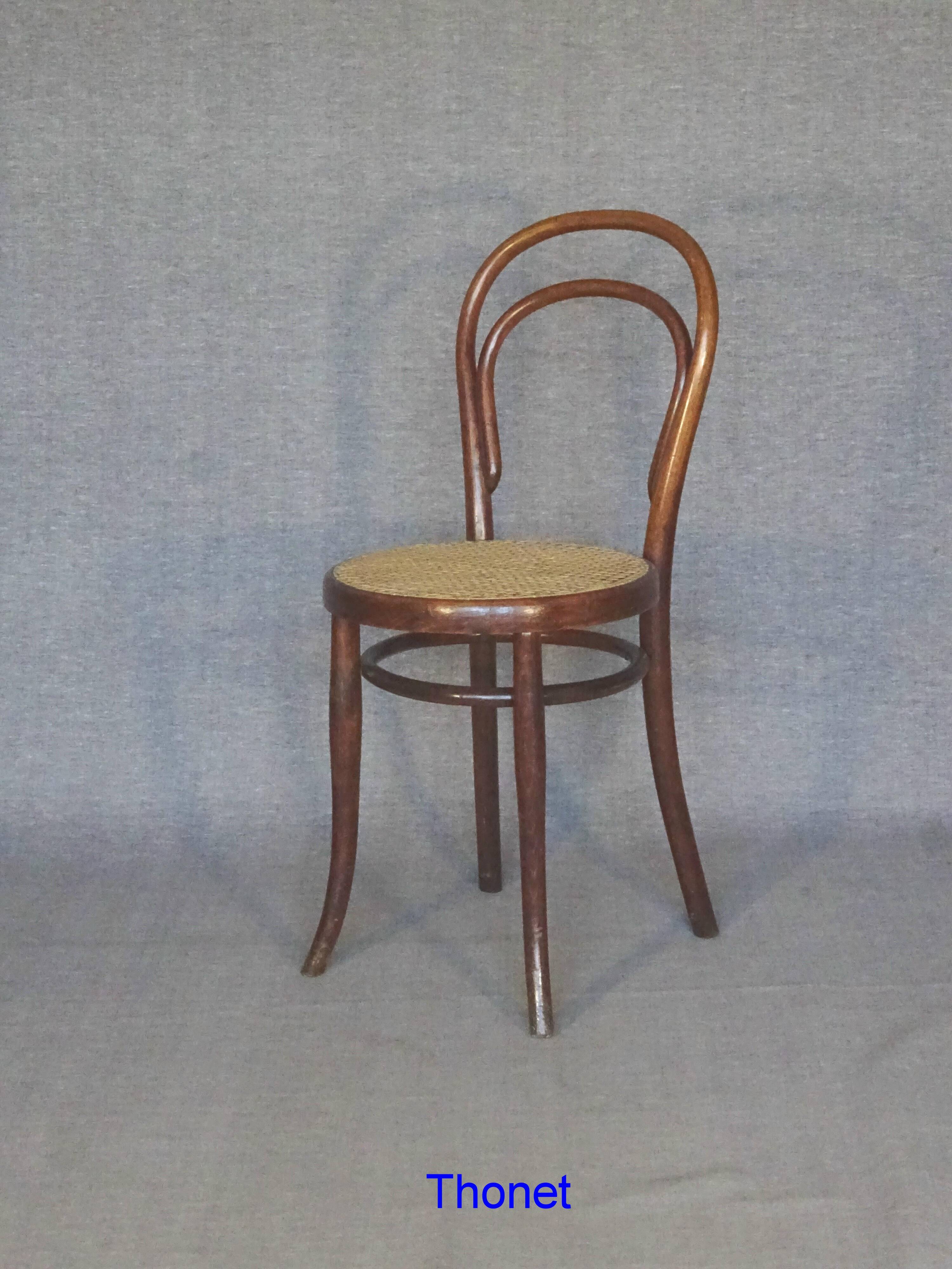 5 "half" bistro chairs, mismatched, 1910 to 1930 - Caned (4 Thonet)
