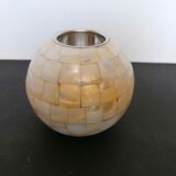 Vase boule en nacre véritable