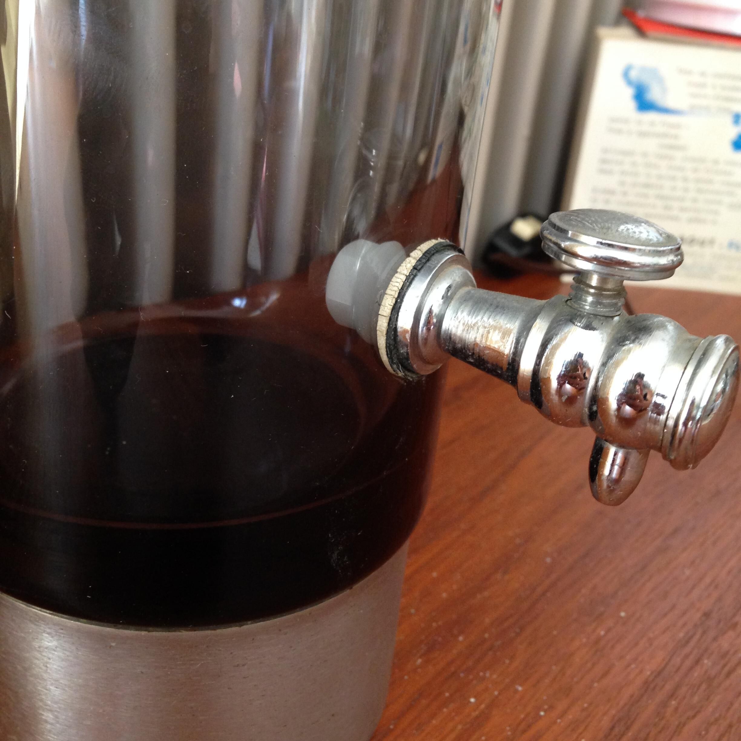 Fountain has Whisky smoked glass 1970