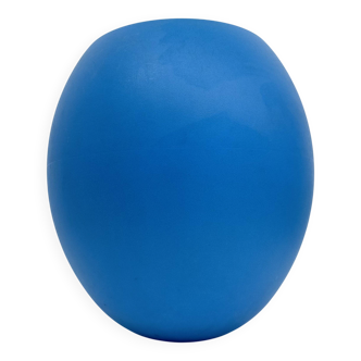 Tumbly Balance stool by de Vorm  blue plastic