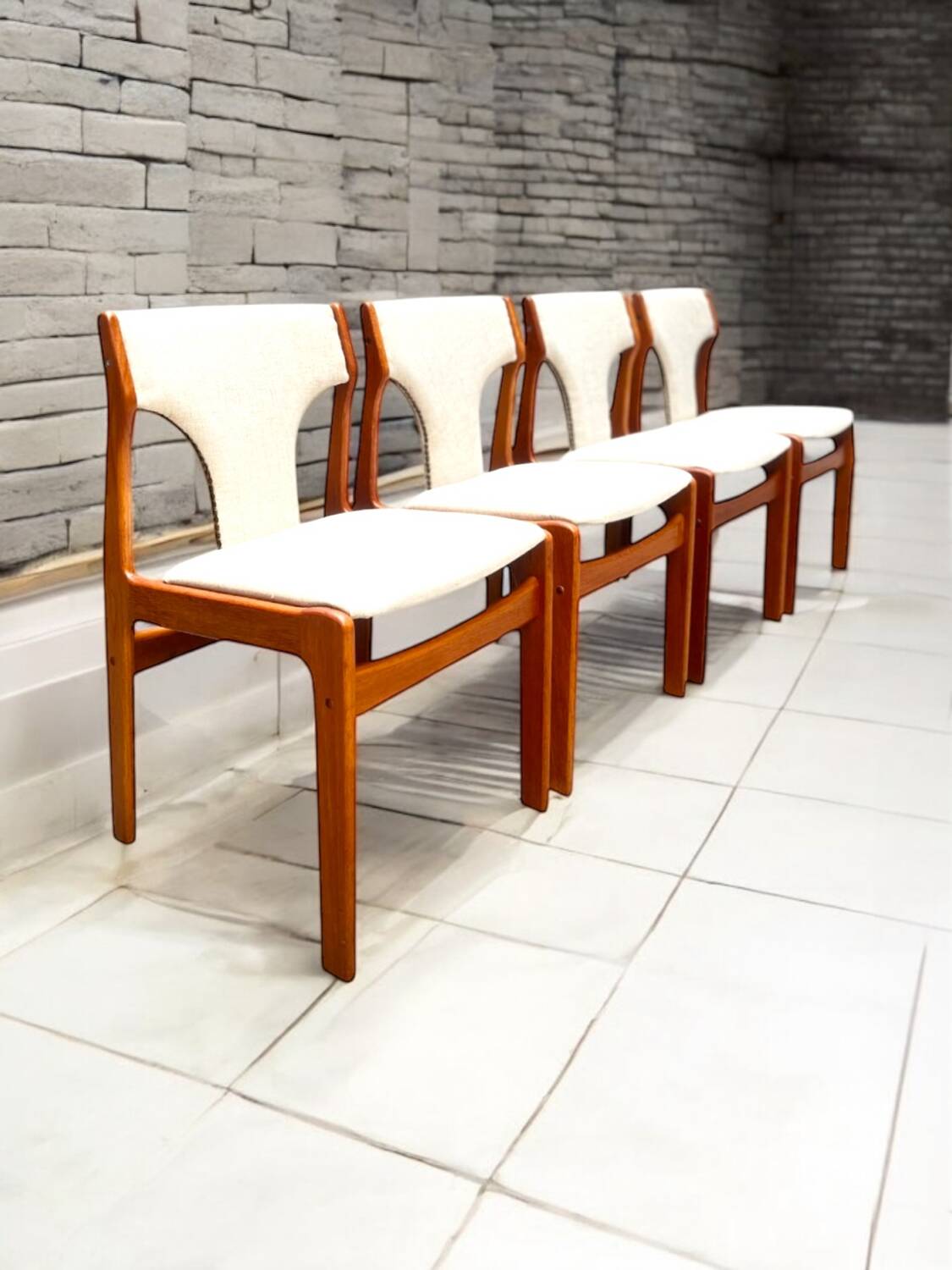 Set aus 4 vintage Stühle