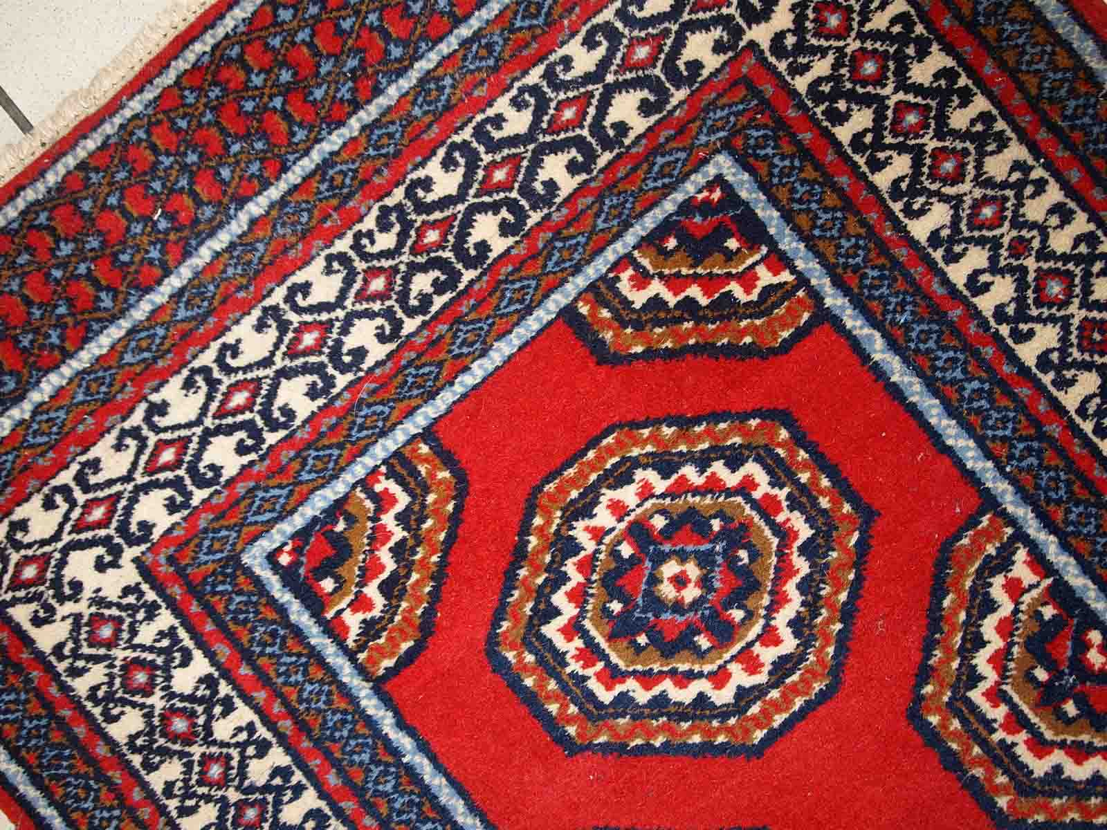 Vintage Indian Mahal handmade carpet 82cm x 156cm 1970s, 1C732