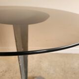 Table bistrot estampillée Louis Vuitton