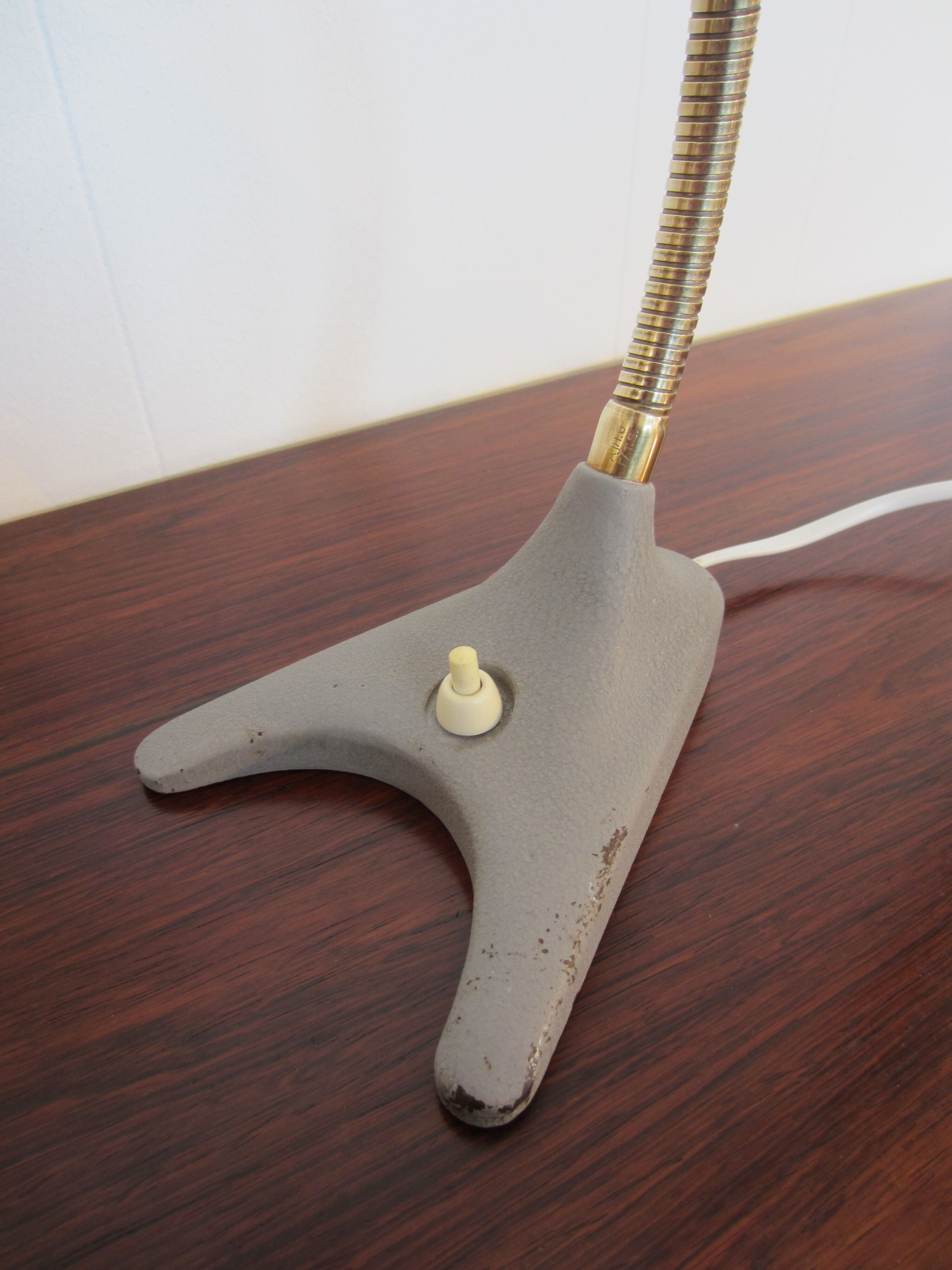 EWÅ Scandinavian articulated lamp for standing or wall mounting