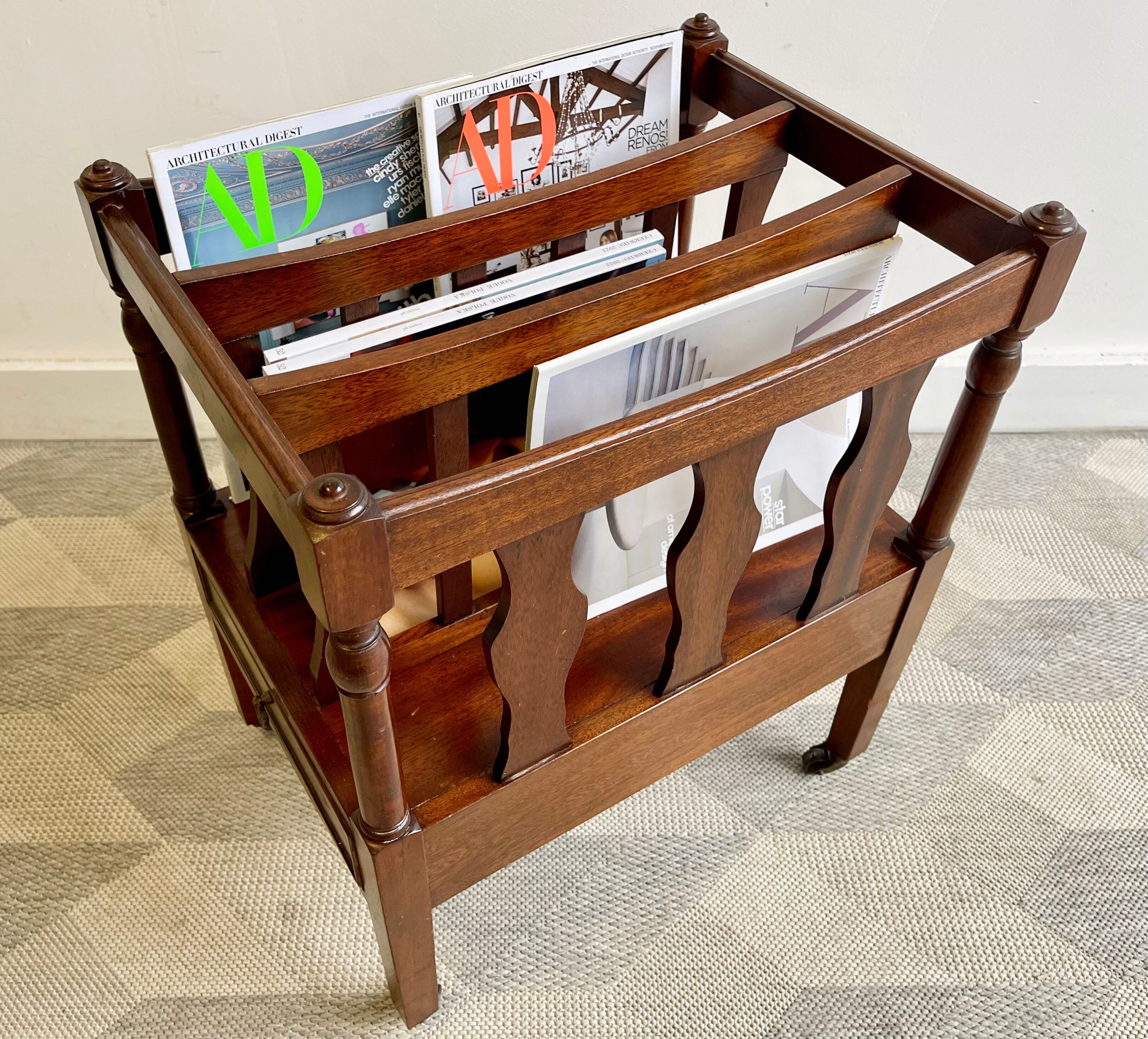 Porte-revues Canterbury