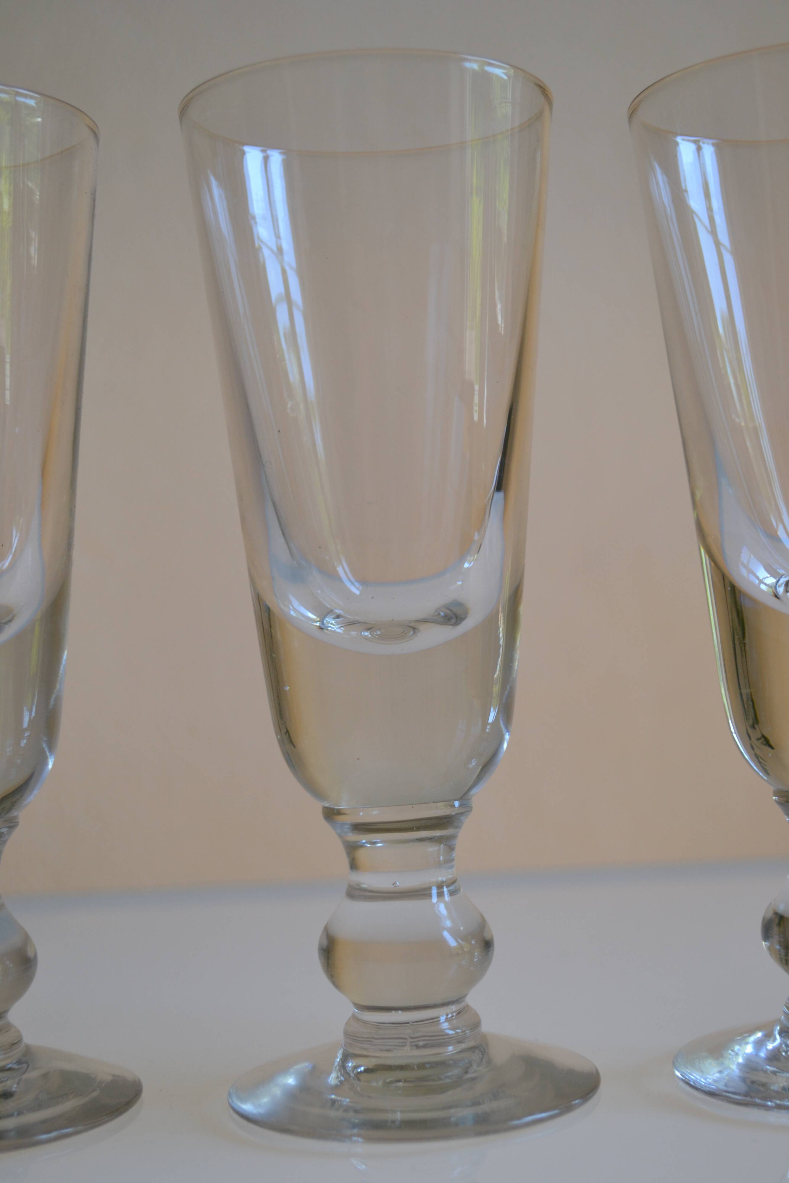 Série de 4 anciens verre verres à absinthe