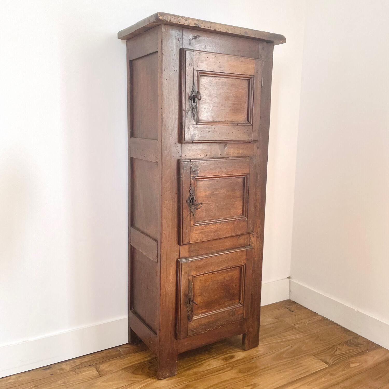 Antique locker cabinet