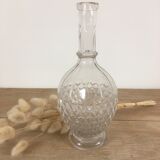 Cast glass decanter