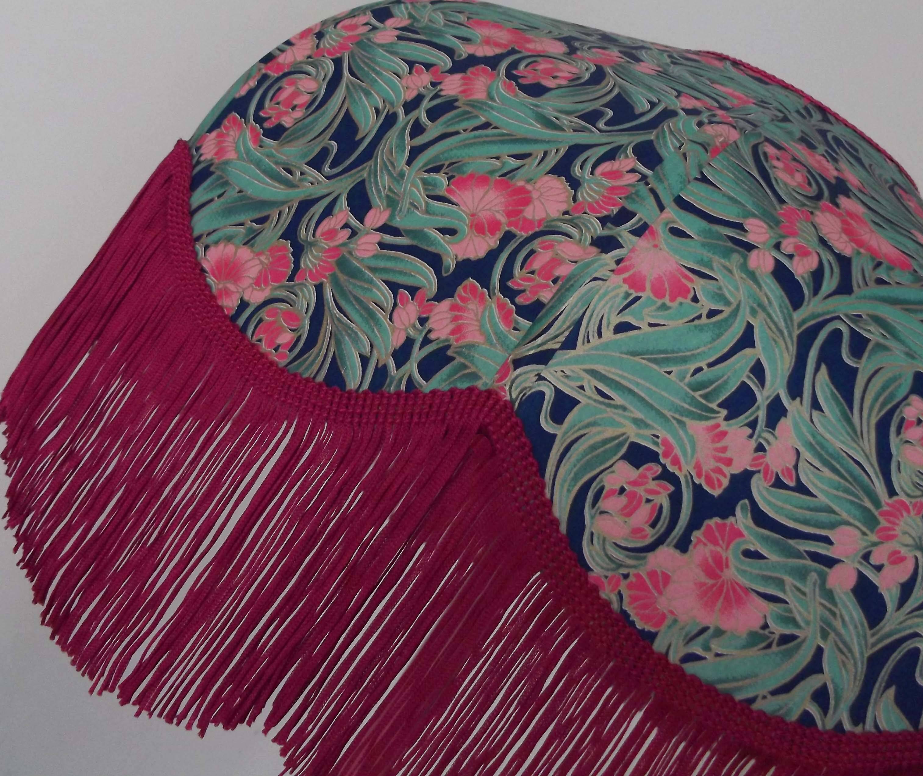 Retro fringed lampshade "Vilma".