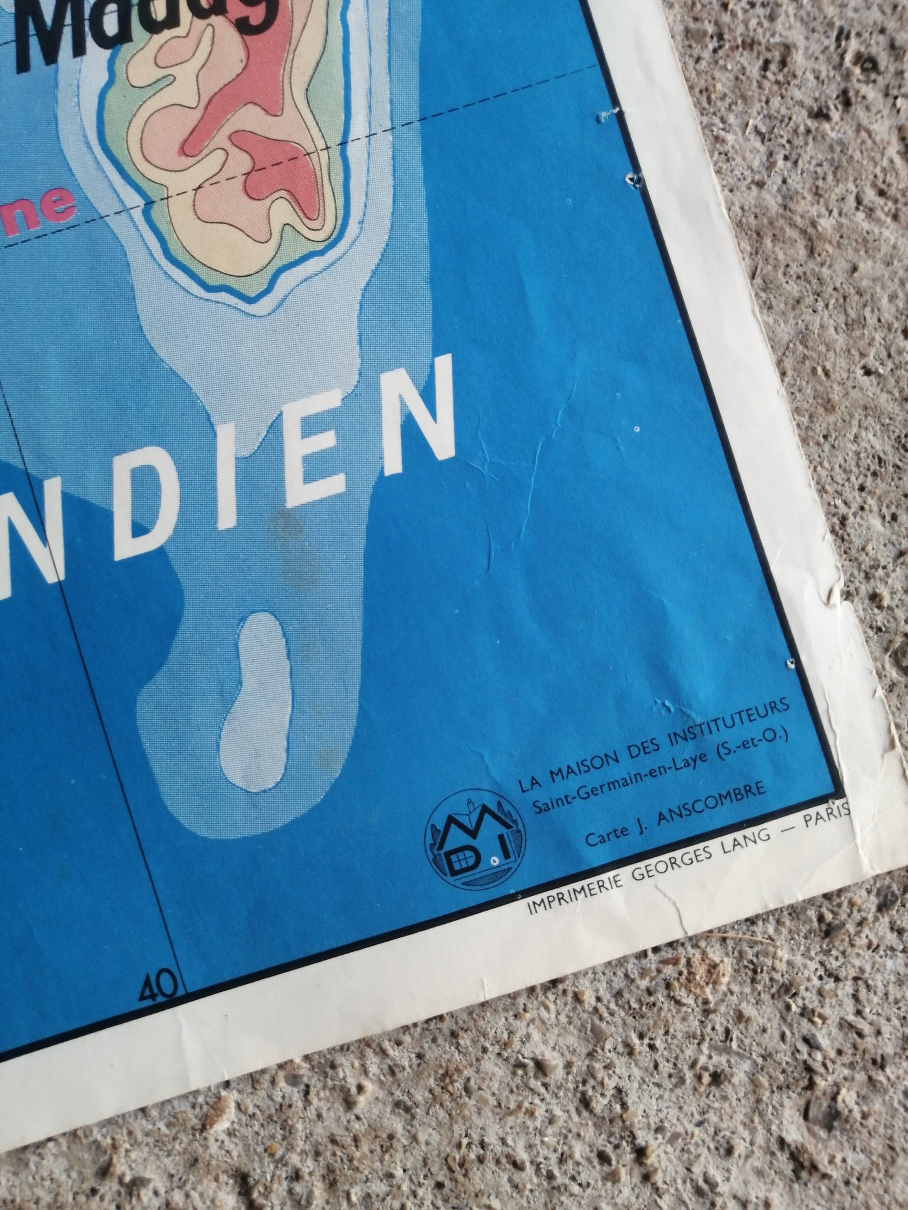 Vintage school map mdi: Africa-Europe physical.