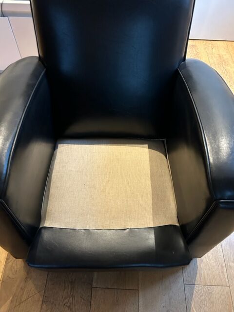 Club armchair in black leather